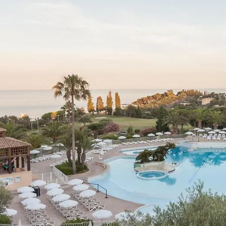 Poisson Bleu In Toller Mit Pools, Animation, Sportmoeglichkeiten By Riviera Homelife