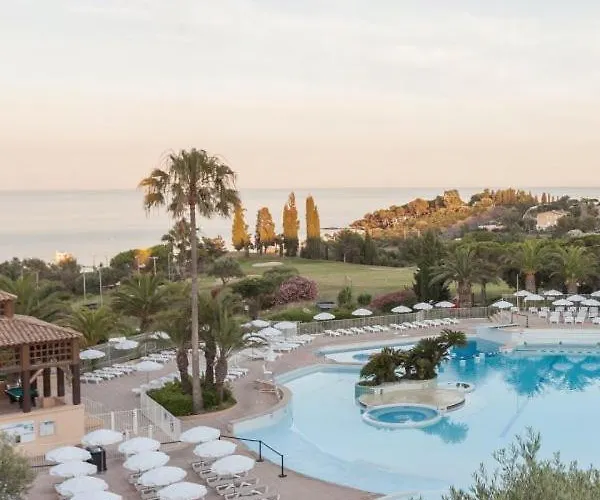 Poisson Bleu In Toller Mit Pools, Animation, Sportmoeglichkeiten By Riviera Homelife