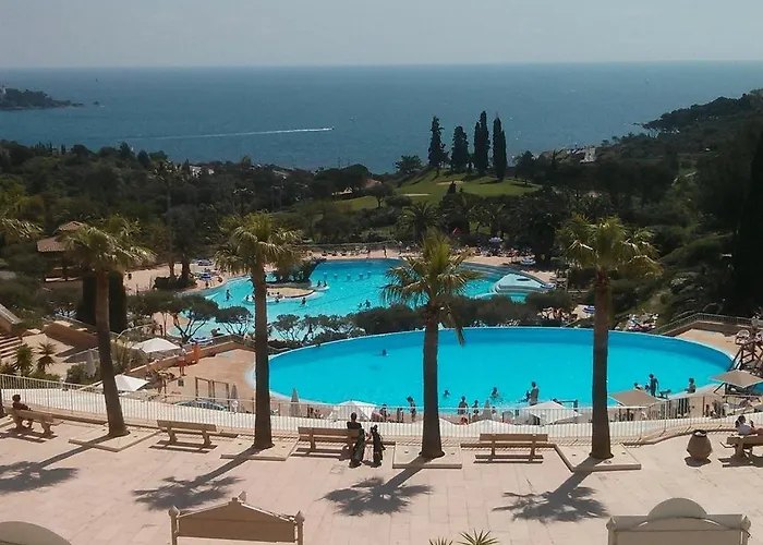 Apartment Poisson Bleu In Toller Mit Pools, Animation, Sportmoeglichkeiten By Riviera Homelife *