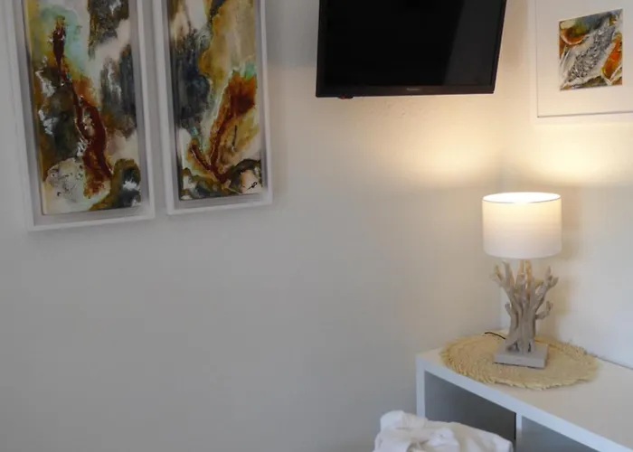 Poisson Bleu In Toller Mit Pools, Animation, Sportmoeglichkeiten By Riviera Homelife